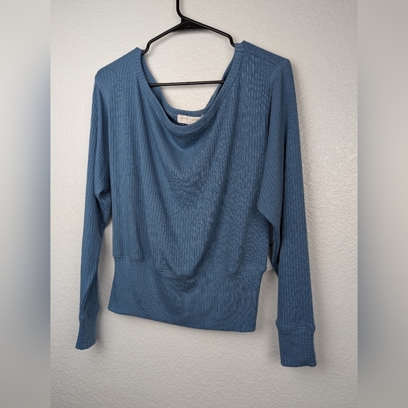 Spiritual Gangster Sweaters - NWT Spiritual Gangster ballet rib vida banded hem top